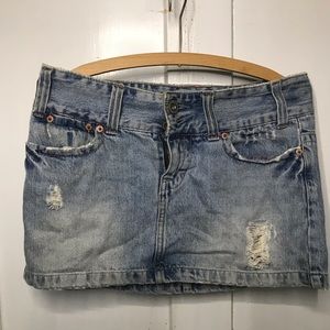 American Eagle mini skirt